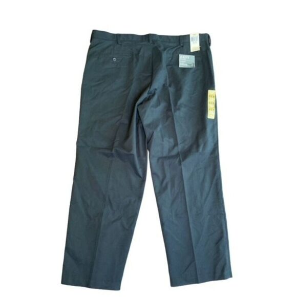 MENS DOCKERS D3 CLASSIC FIT EASY KHAKI FLAT FRONT $50 46247-0001 Black - Picture 1 of 5